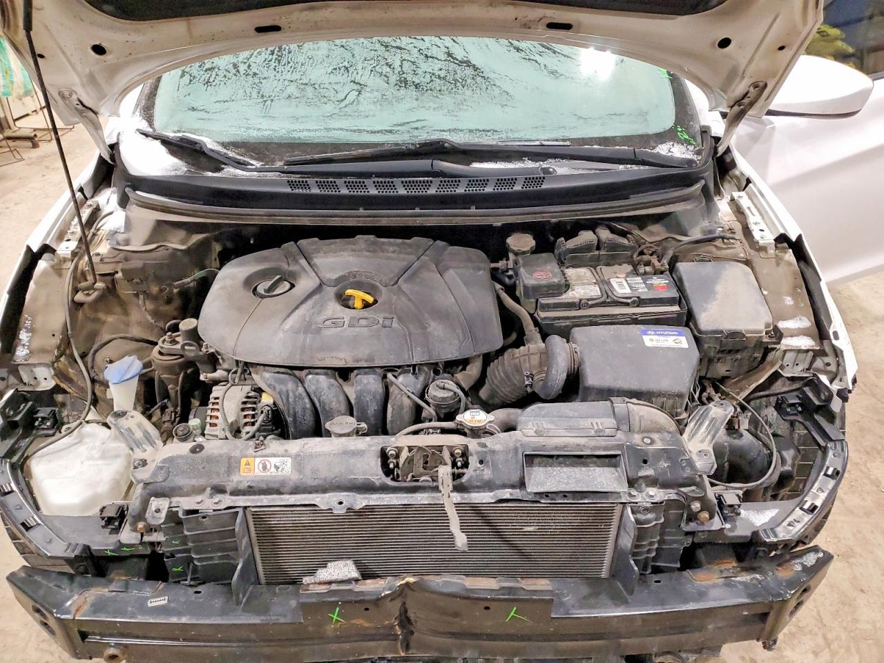 2016 Hyundai Elantra Sport - zdjęcie 11