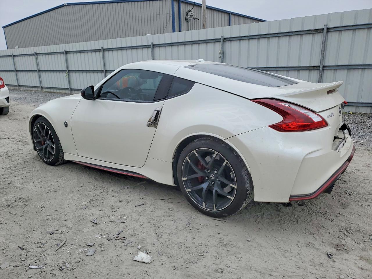 2019 Nissan 370Z Nismo - zdjęcie 2
