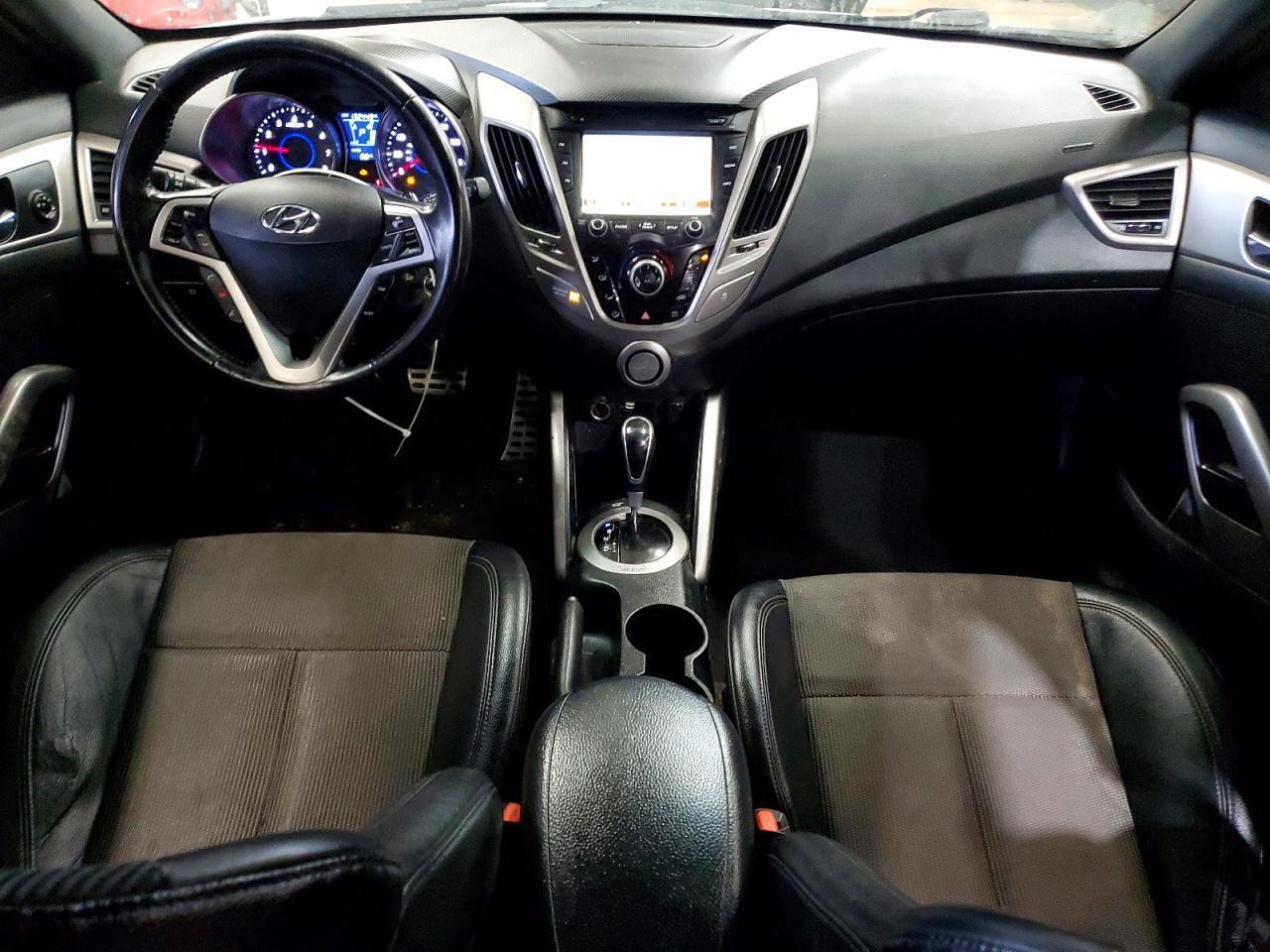 2016 Hyundai Veloster Base - zdjęcie 8