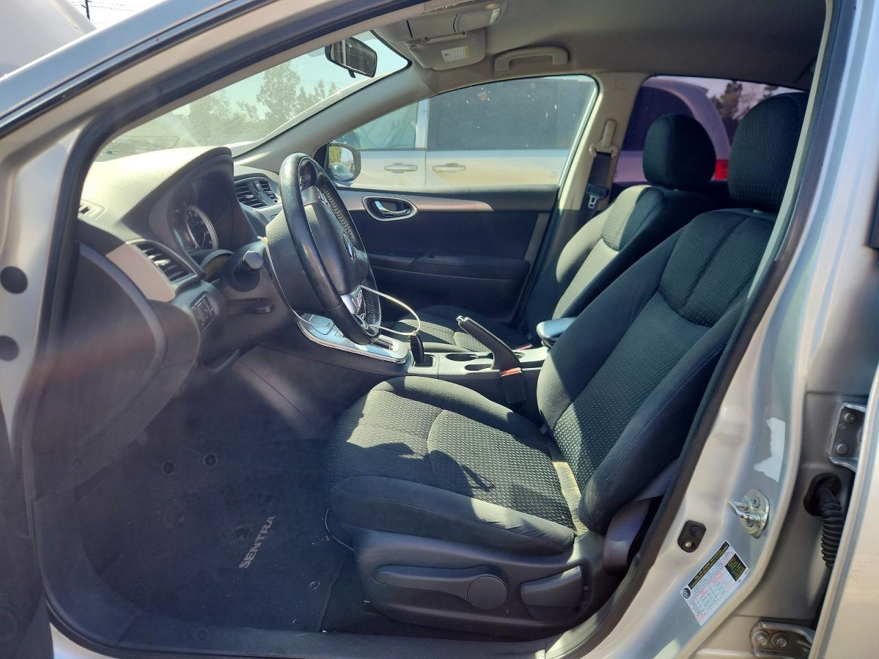 2013 Nissan Sentra S - zdjęcie 7