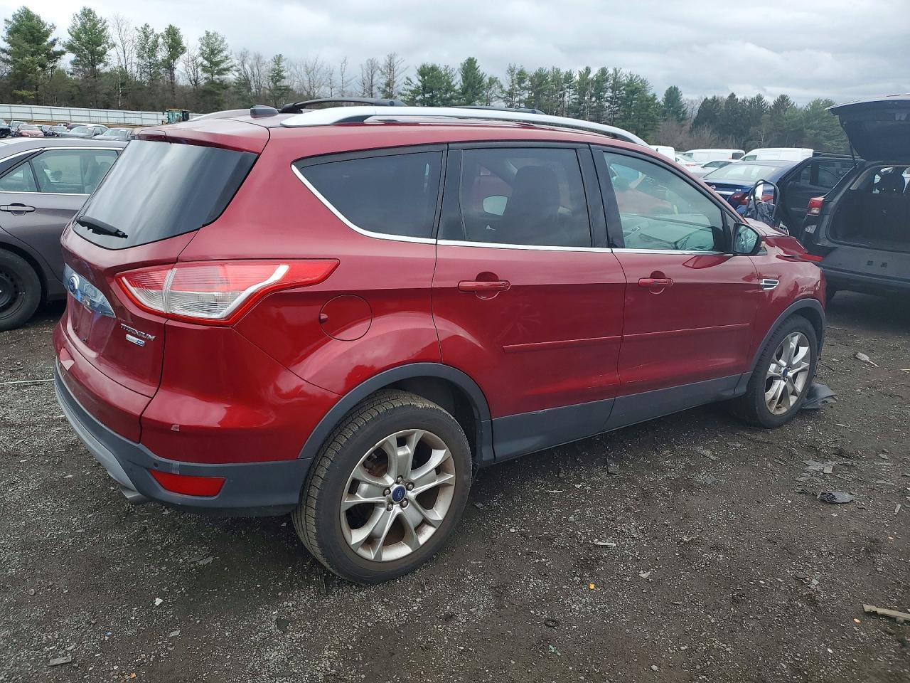 2014 Ford Escape Titanium - zdjęcie 3