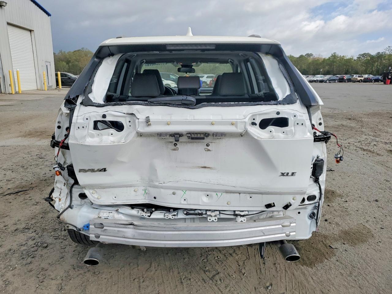 2019 Toyota Rav4 Xle Premium - zdjęcie 6