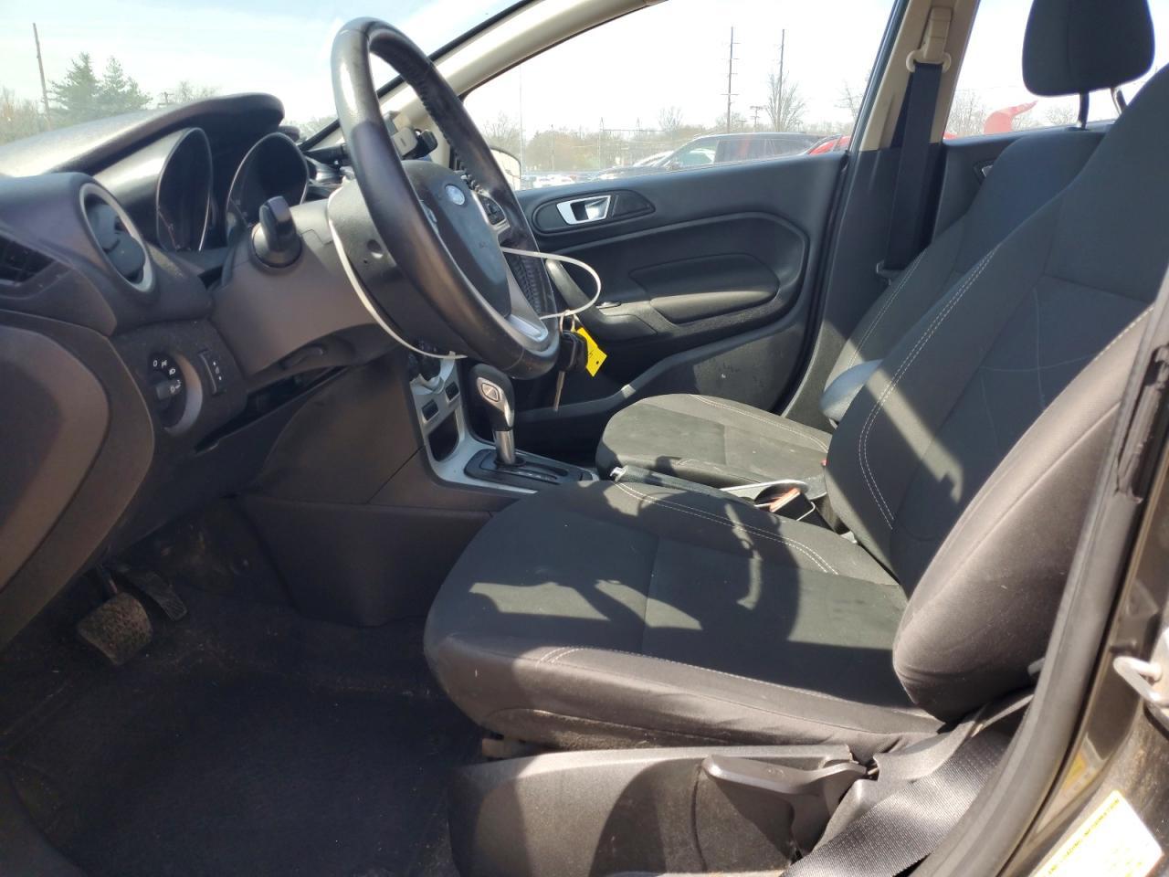 2016 Ford Fiesta Se - zdjęcie 7