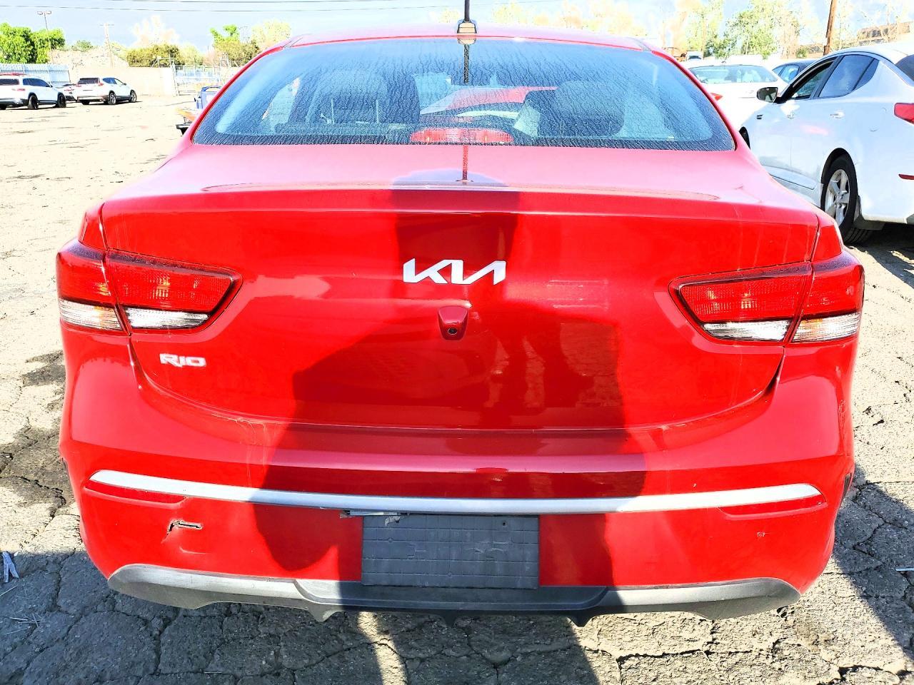 2022 Kia Rio S - zdjęcie 6