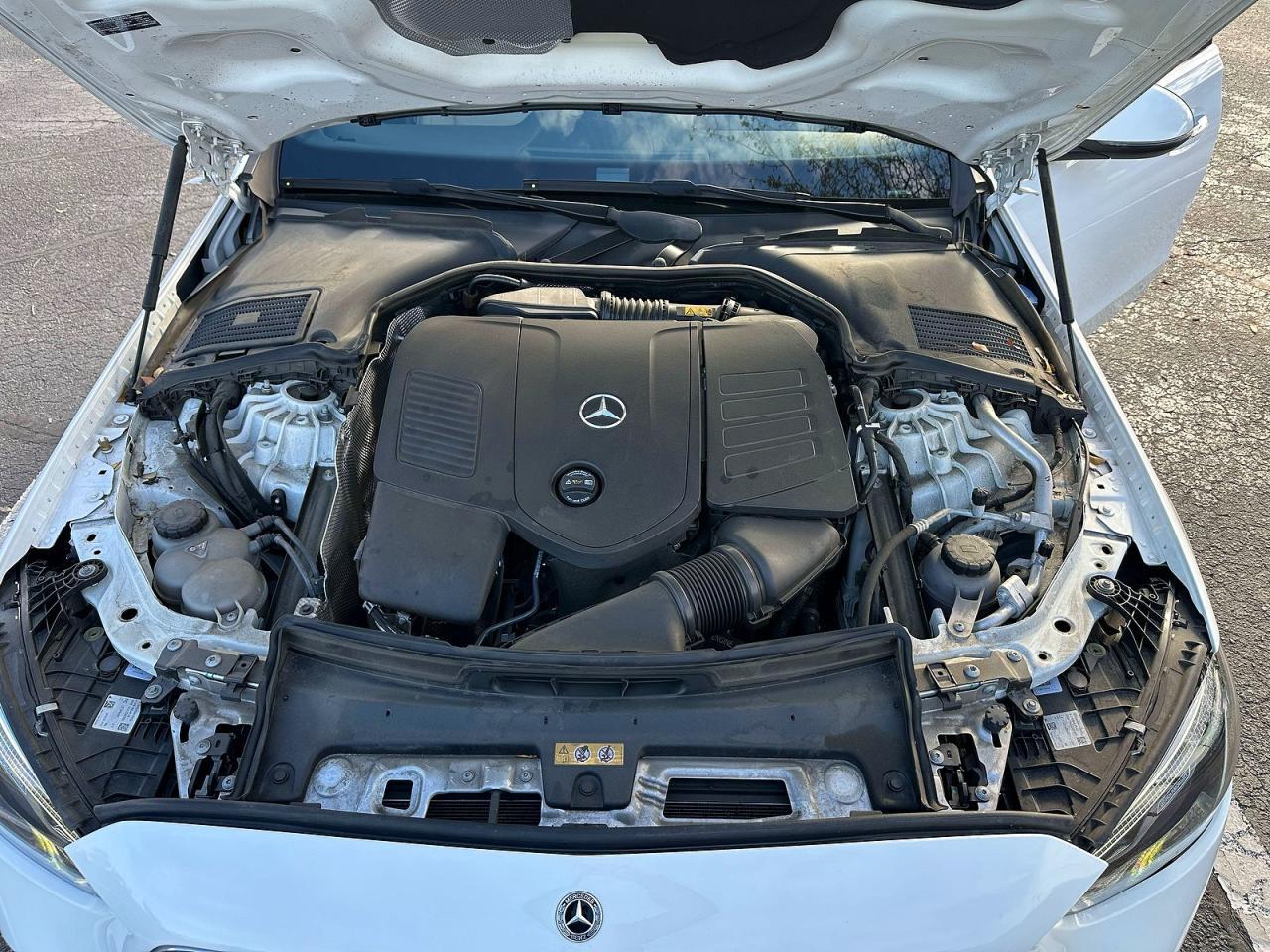 2023 Mercedes-Benz C 300 - zdjęcie 7