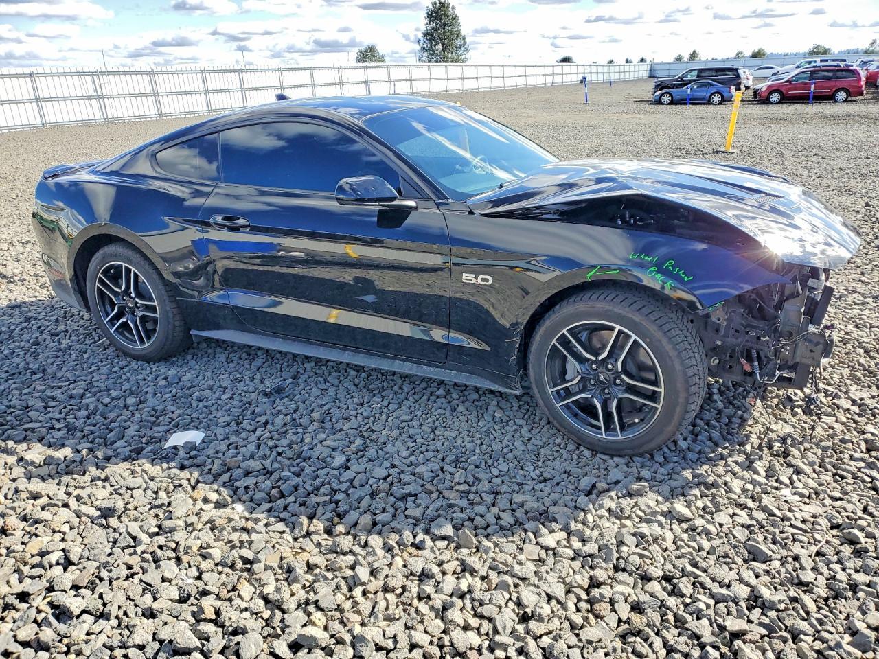 2022 Ford Mustang Gt - zdjęcie 4