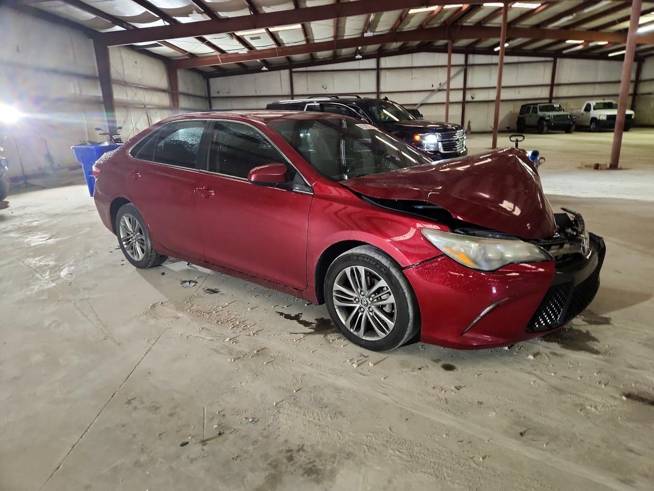 2017 Toyota Camry Se - zdjęcie 4
