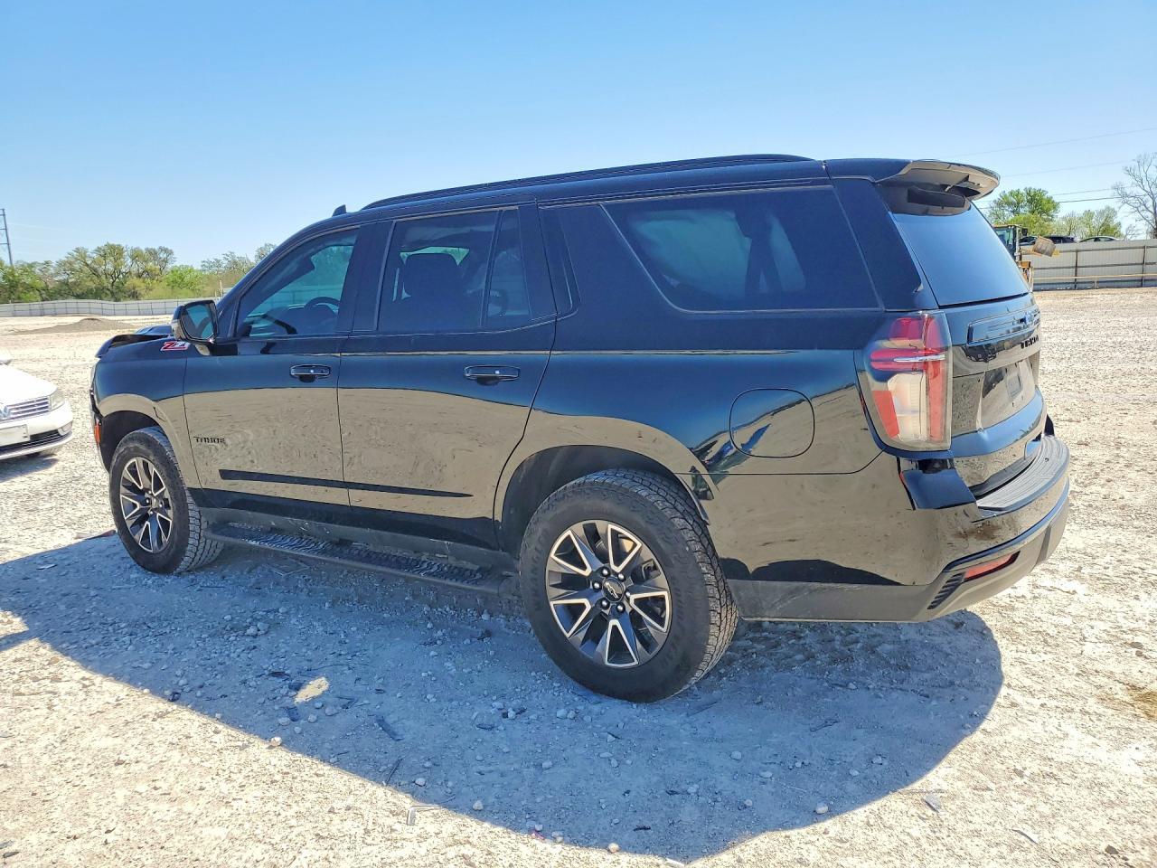 2023 Chevrolet Tahoe K1500 Z71 - zdjęcie 2