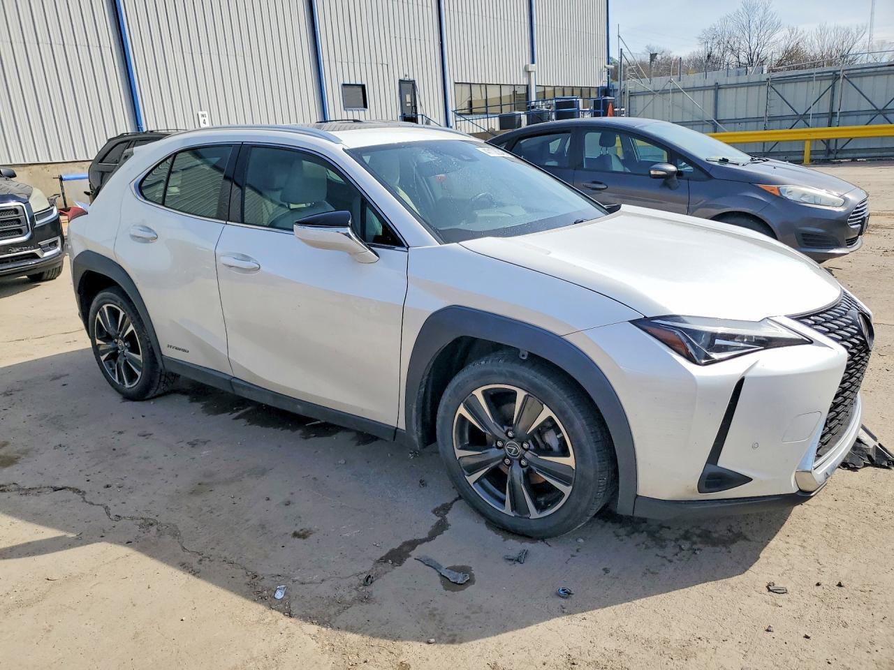 2020 Lexus Ux 250H Base - zdjęcie 4