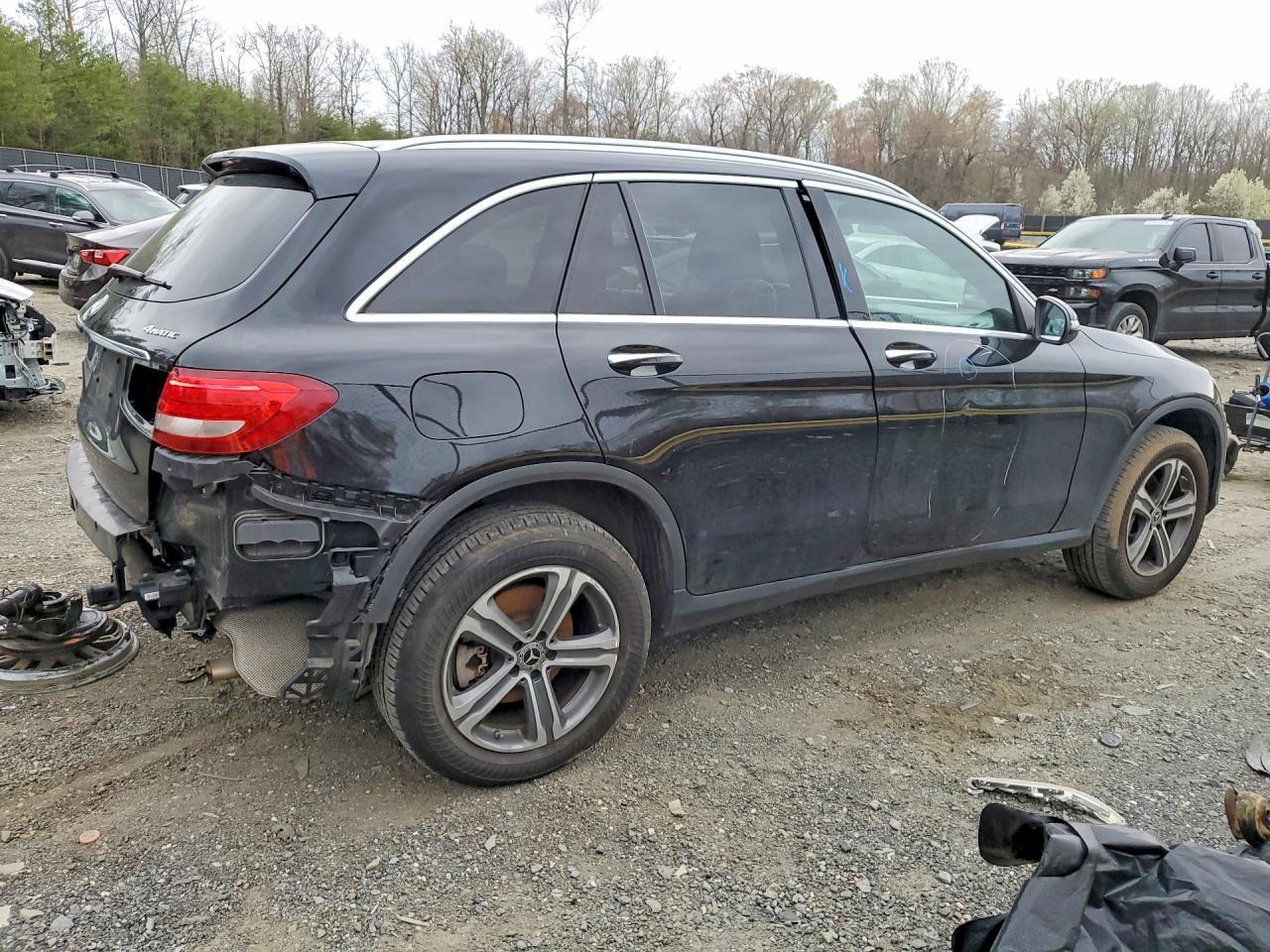 2019 Mercedes-Benz Glc 300 4Matic - zdjęcie 3