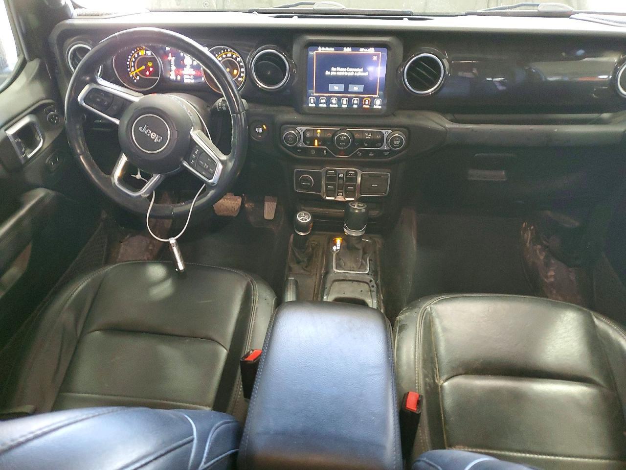 2021 Jeep Wrangler Unlimited Sahara - zdjęcie 8