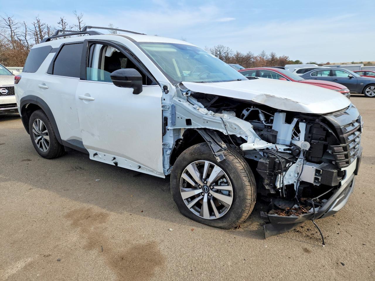 2026 Nissan Pathfinder Sl - zdjęcie 4