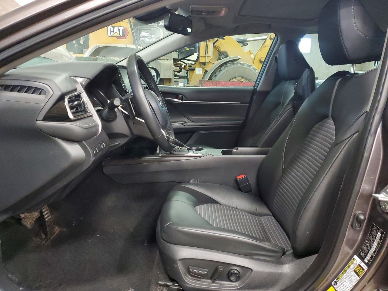 2022 Toyota Camry Se - zdjęcie 7