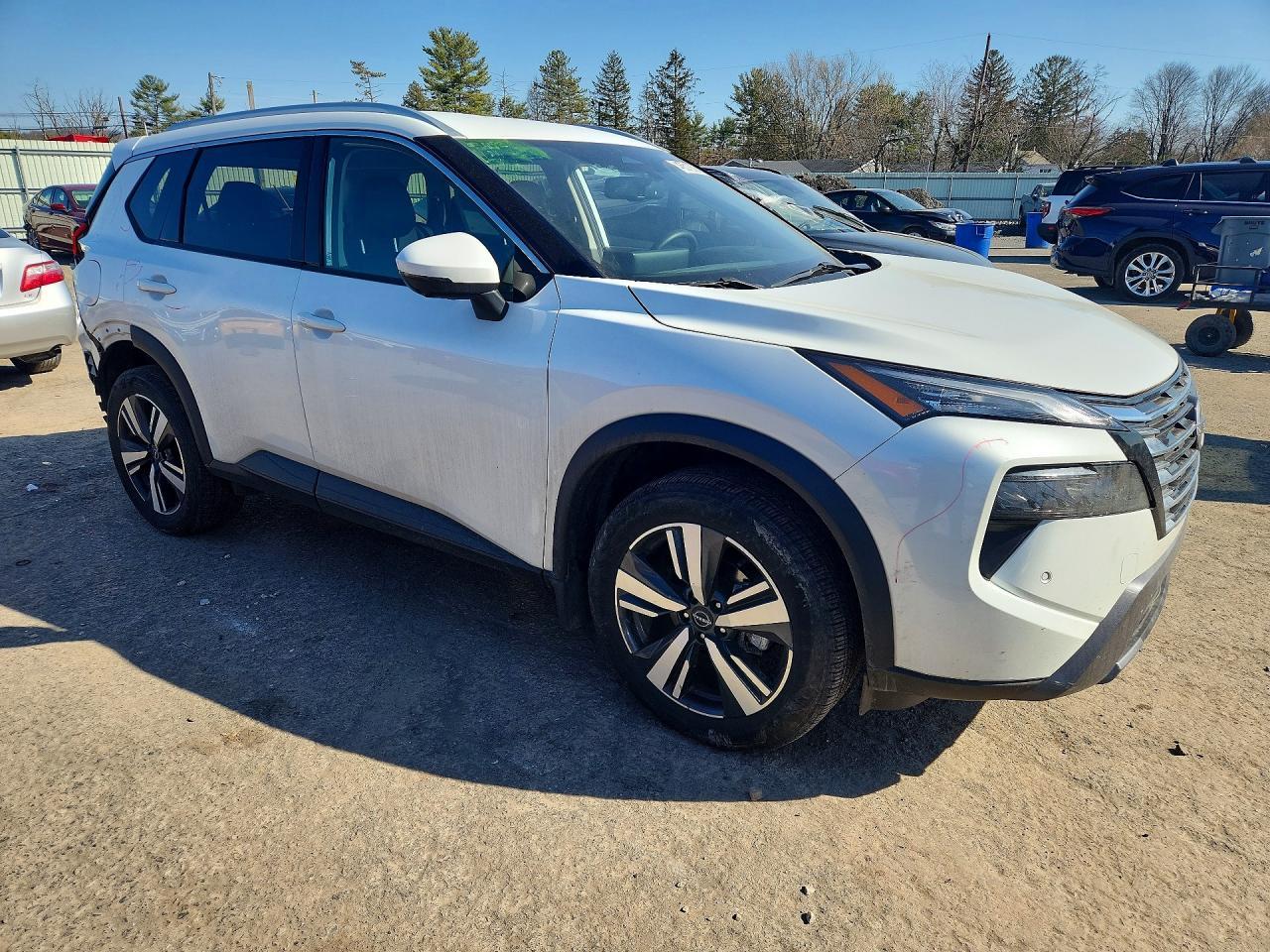 2024 Nissan Rogue Sl - zdjęcie 4