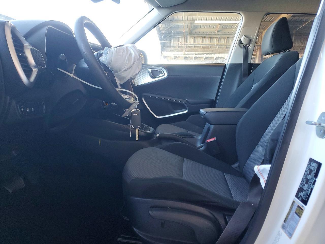 2023 Kia Soul Lx - zdjęcie 7