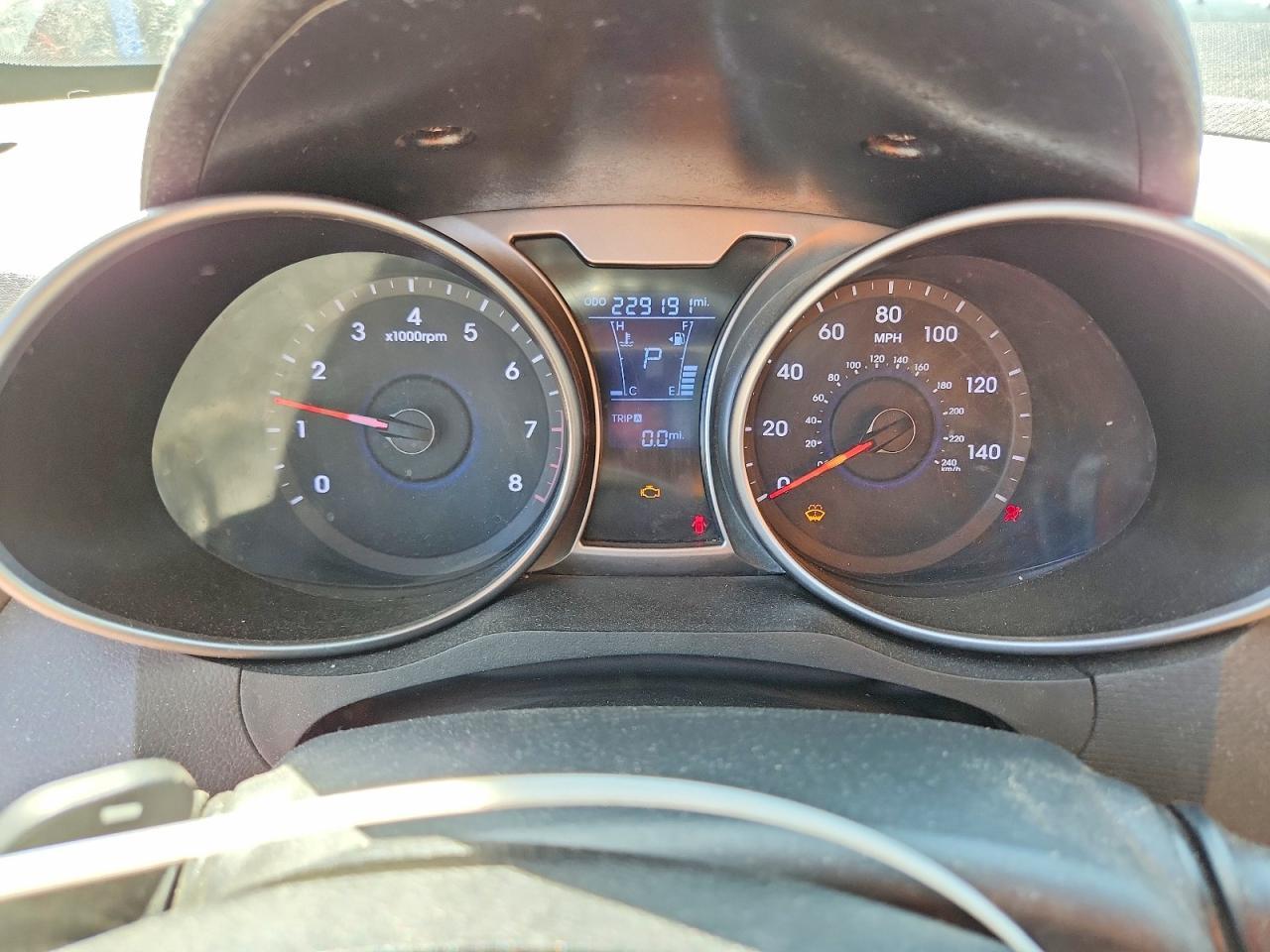 2013 Hyundai Veloster Base - zdjęcie 9