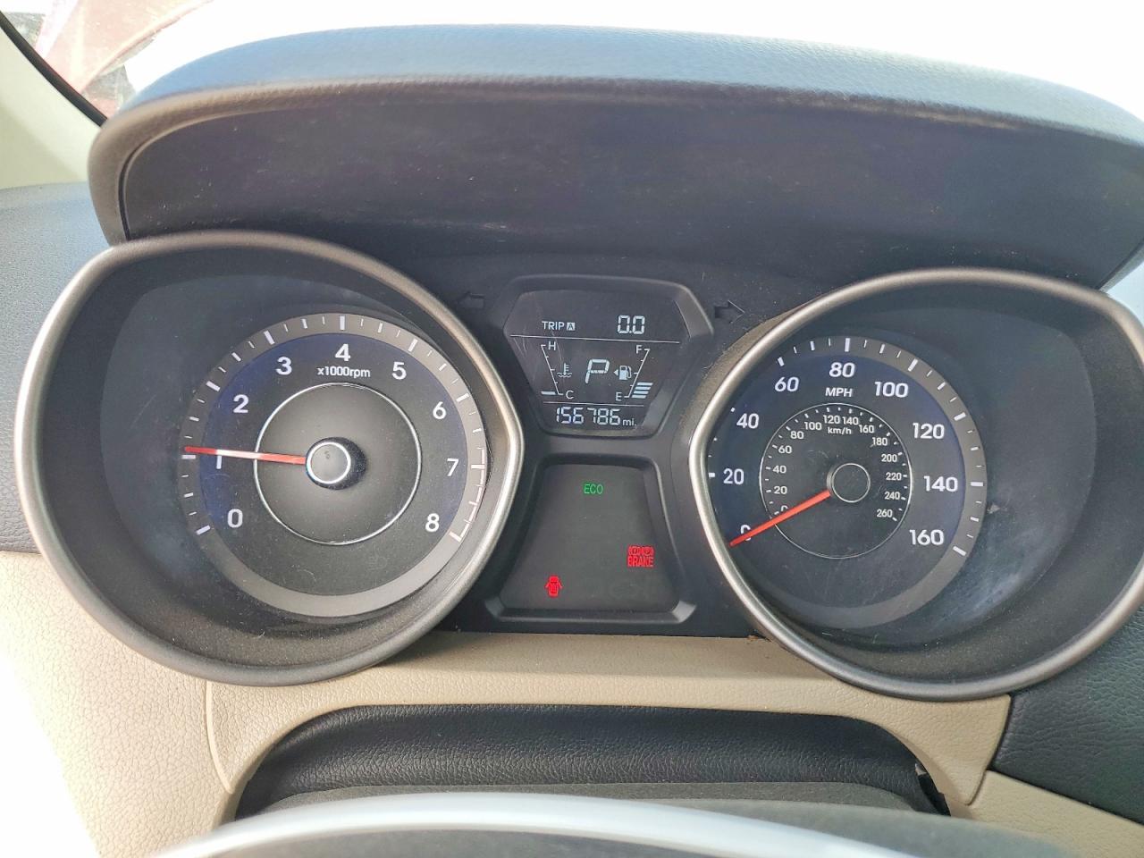 2015 Hyundai Elantra - zdjęcie 9