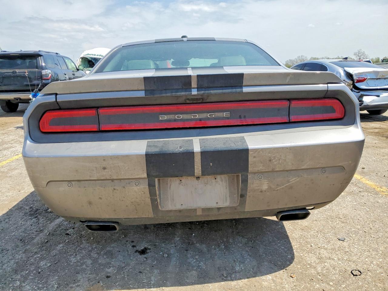 2014 Dodge Challenger Sxt - zdjęcie 6