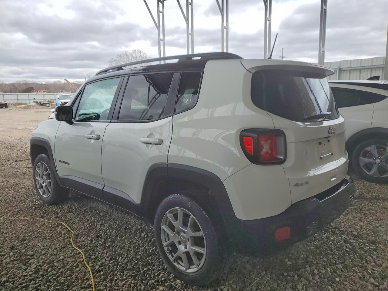 2021 Jeep Renegade Limited - zdjęcie 2