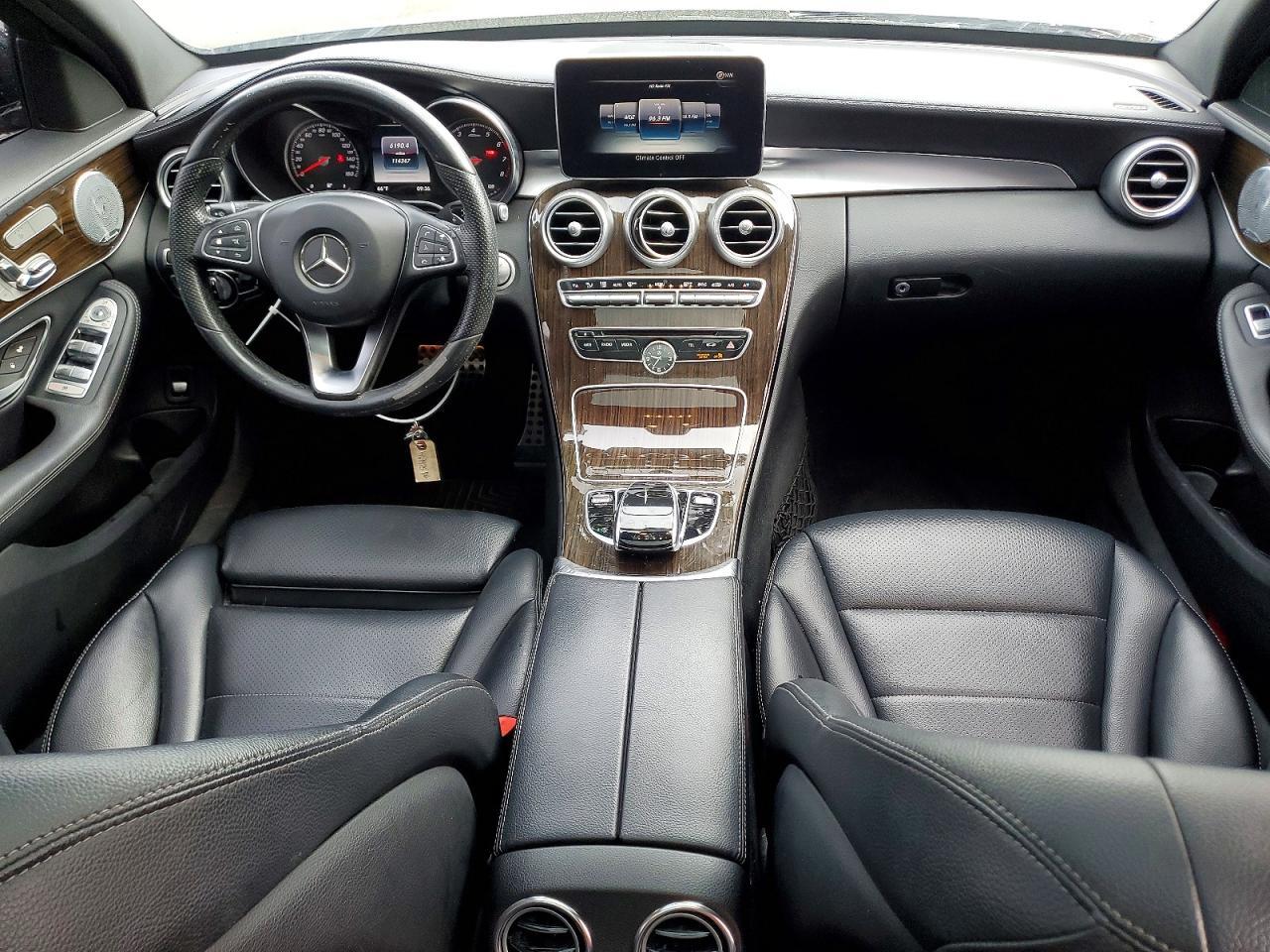 2016 Mercedes-Benz C 300 4Matic - zdjęcie 8