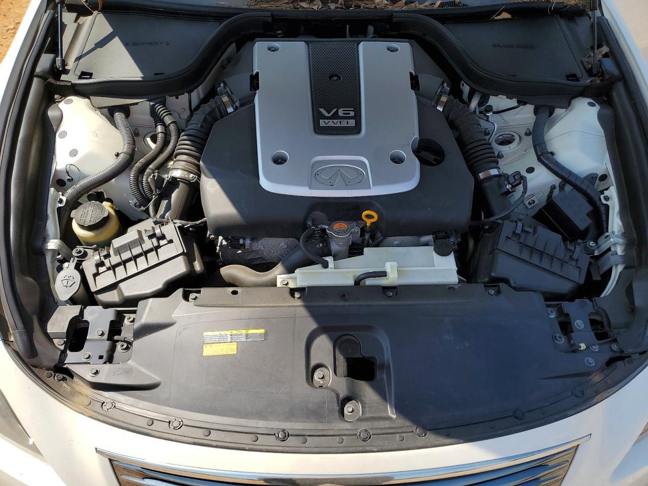 2015 Infiniti Q60 Coupe Journey - zdjęcie 11