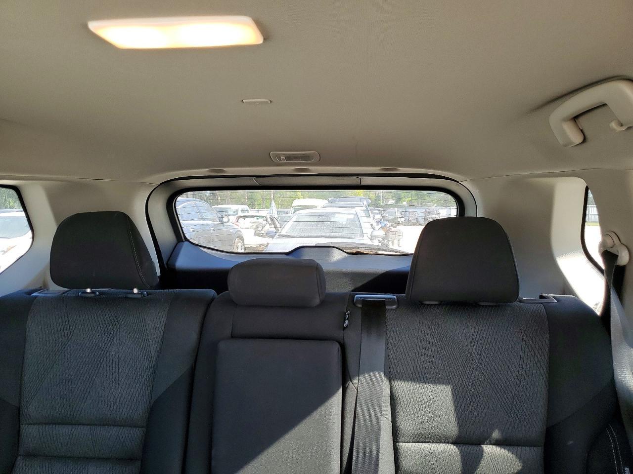 2024 Nissan Rogue Sv - zdjęcie 10