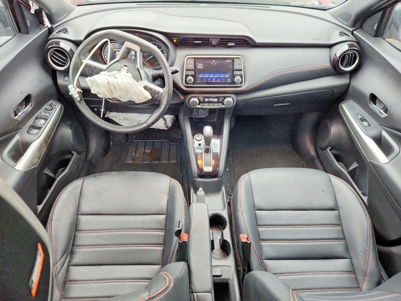 2019 Nissan Kicks Sr - zdjęcie 8