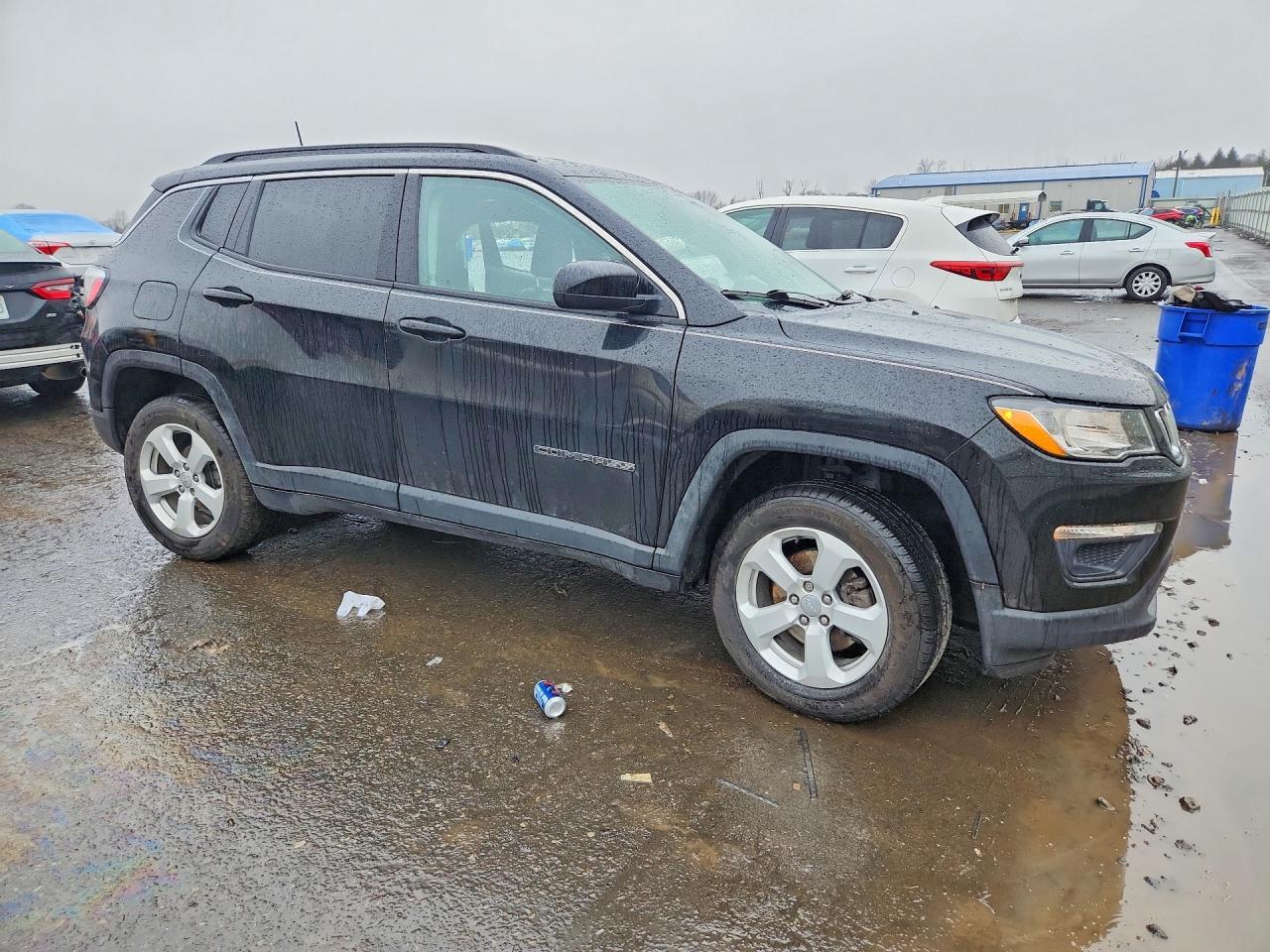 2020 Jeep Compass Latitude - zdjęcie 4