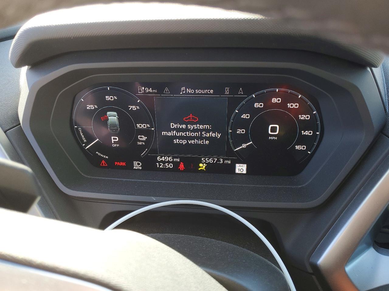 2025 Audi Q4 E-Tron Premium Plus - zdjęcie 9