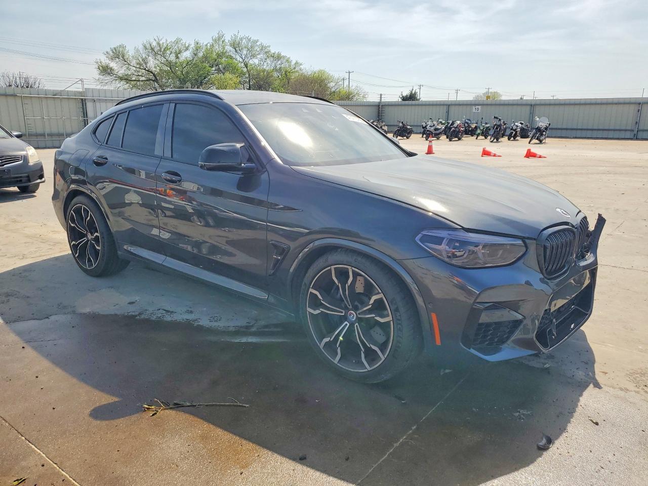 2021 BMW X4 M Competition - zdjęcie 4