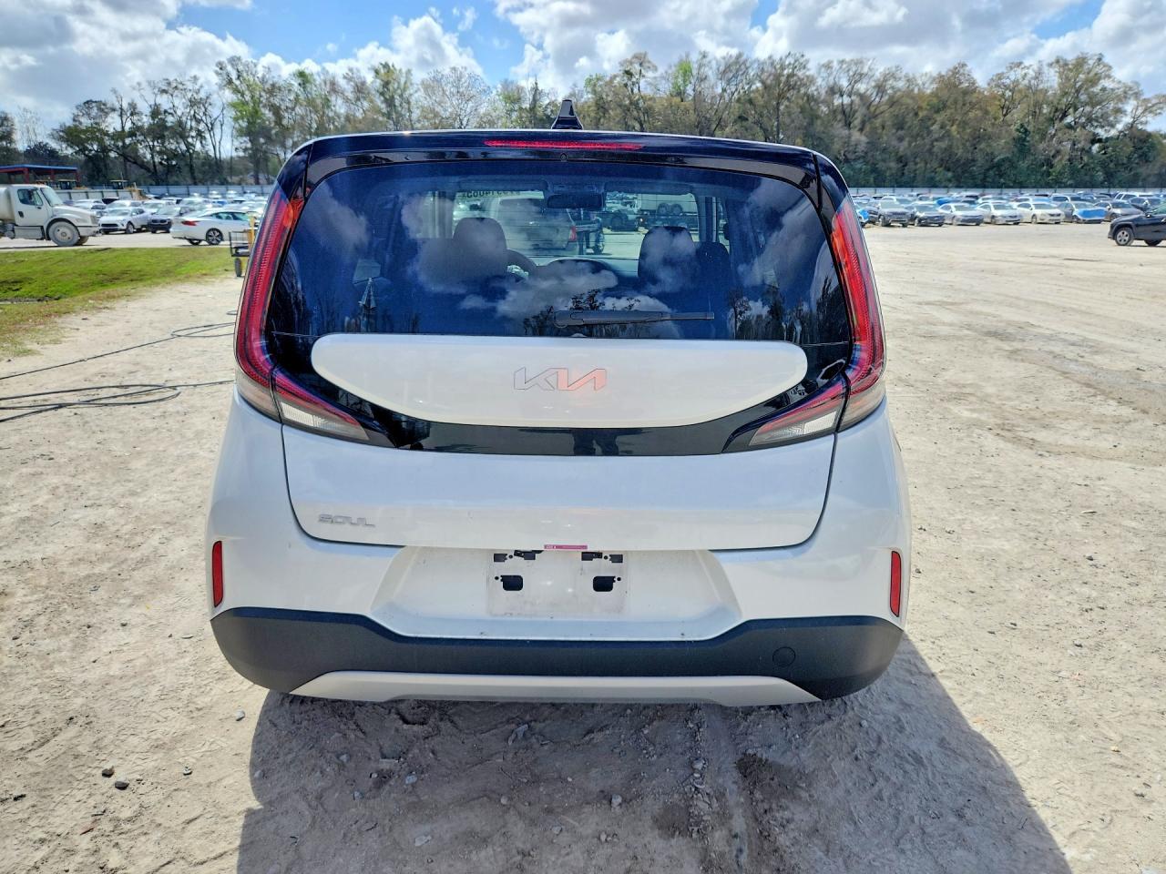 2025 Kia Soul Lx - zdjęcie 6