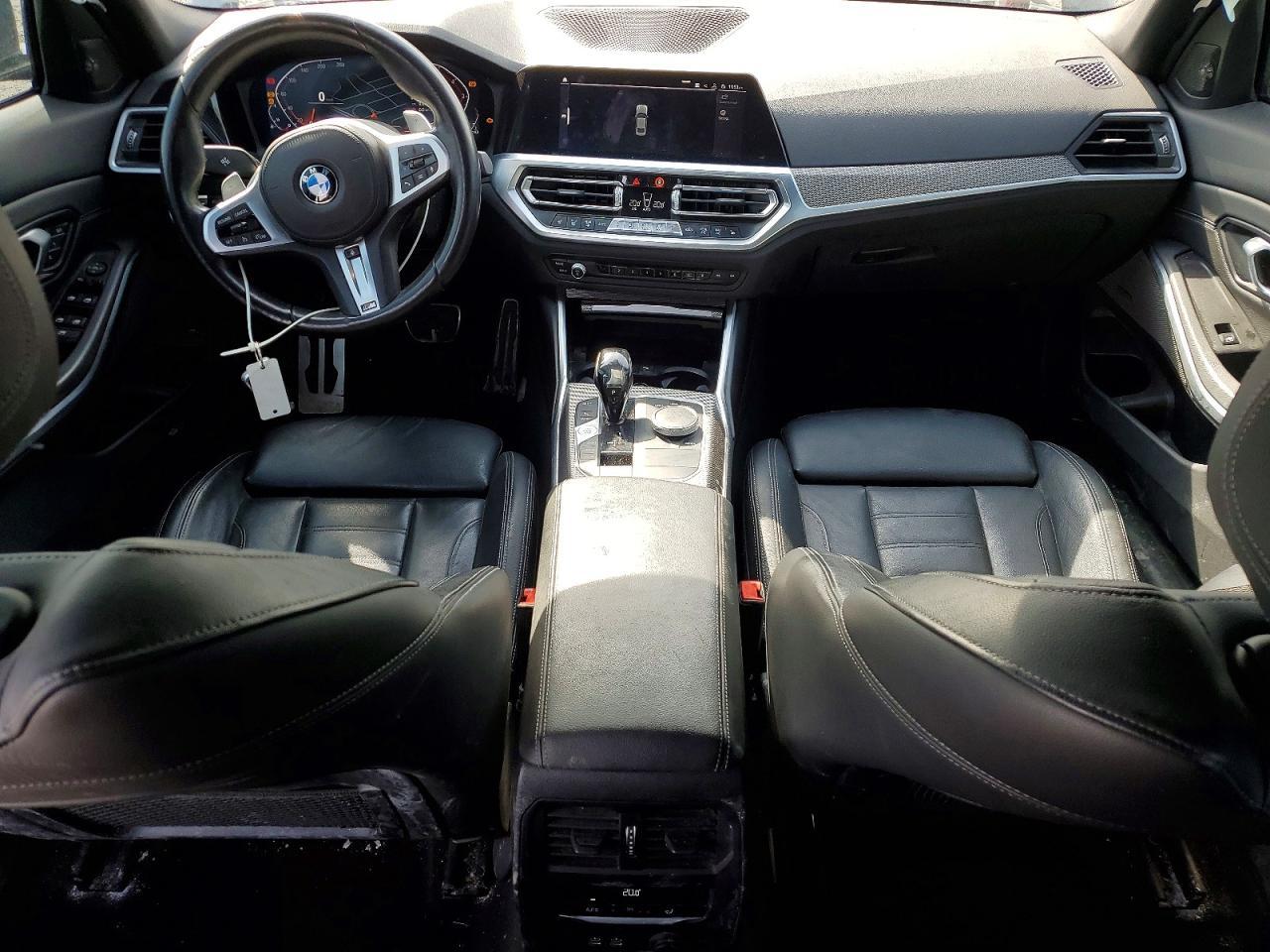 2020 BMW 330Xi - zdjęcie 8