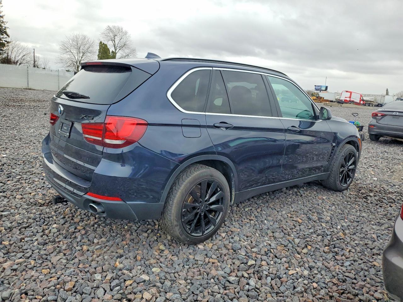 2016 BMW X5 xDrive35I - zdjęcie 3