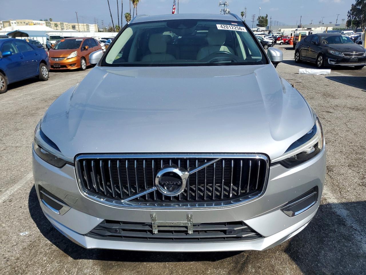 2021 Volvo Xc60 T5 Inscription - zdjęcie 5