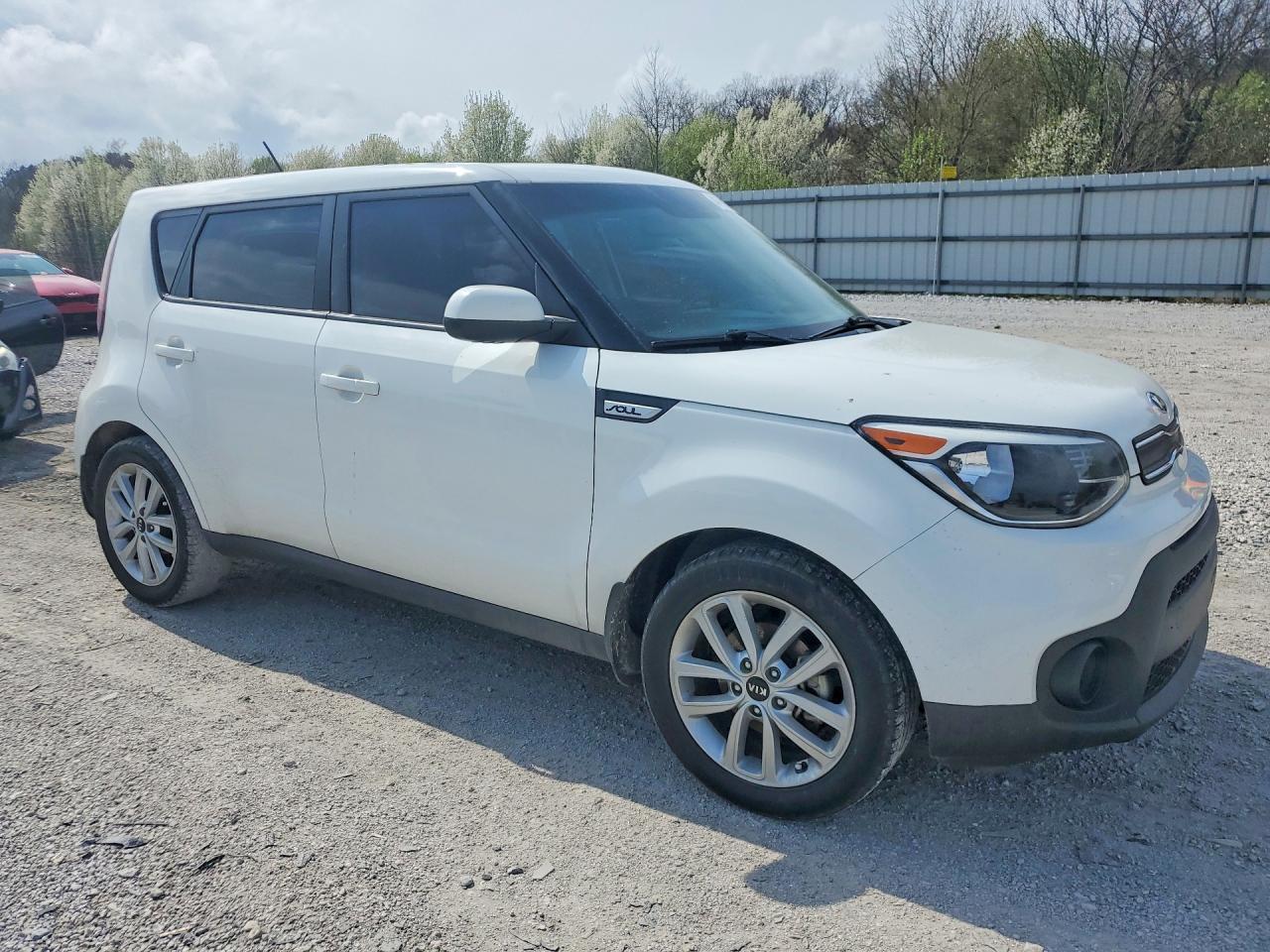 2017 Kia Soul Base - zdjęcie 4