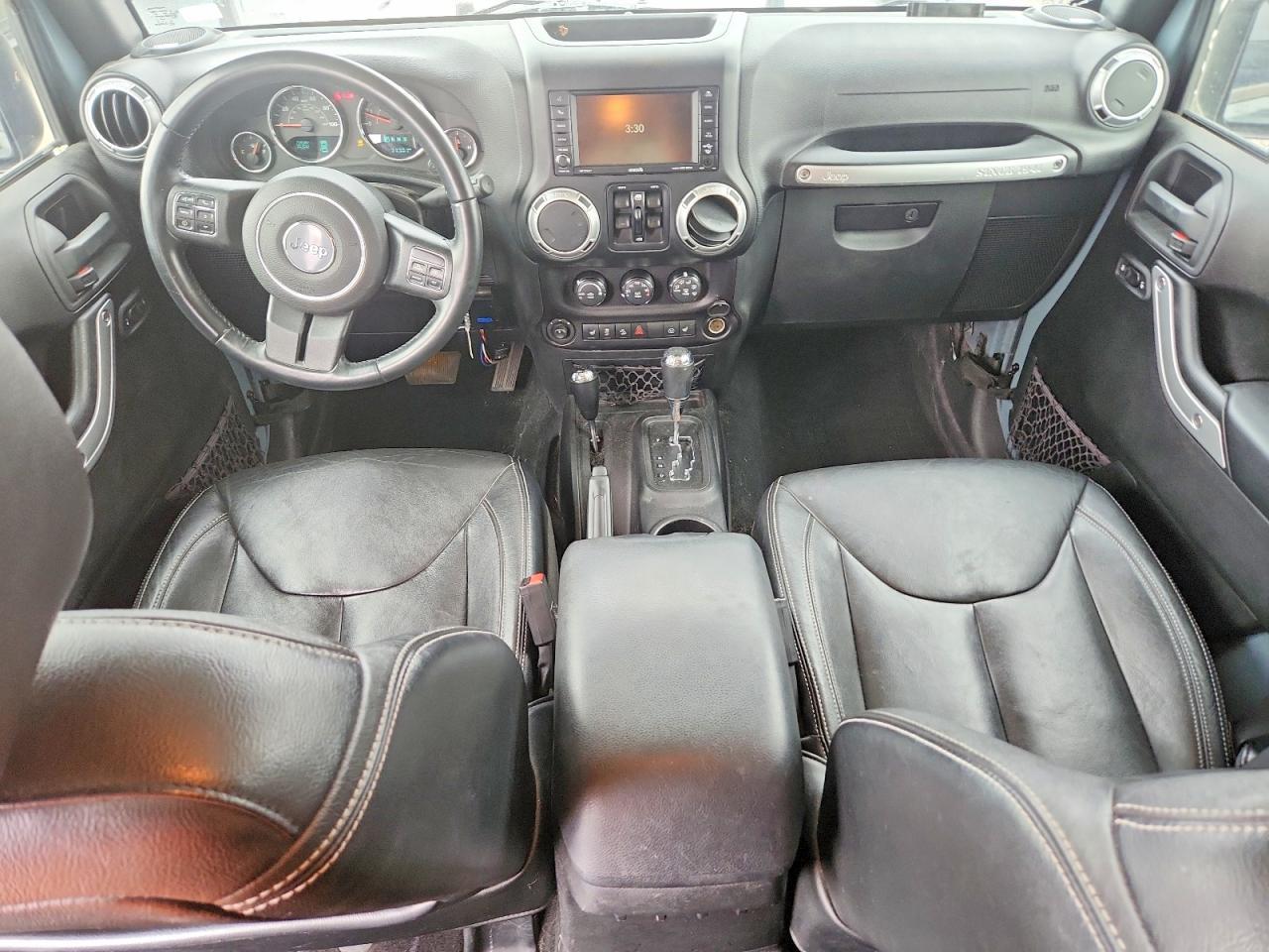 2015 Jeep Wrangler Unlimited Sahara - zdjęcie 8