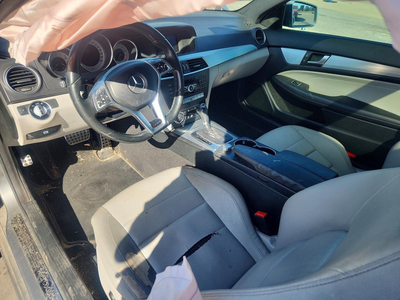 2015 Mercedes Benz C 250 - zdjęcie 8