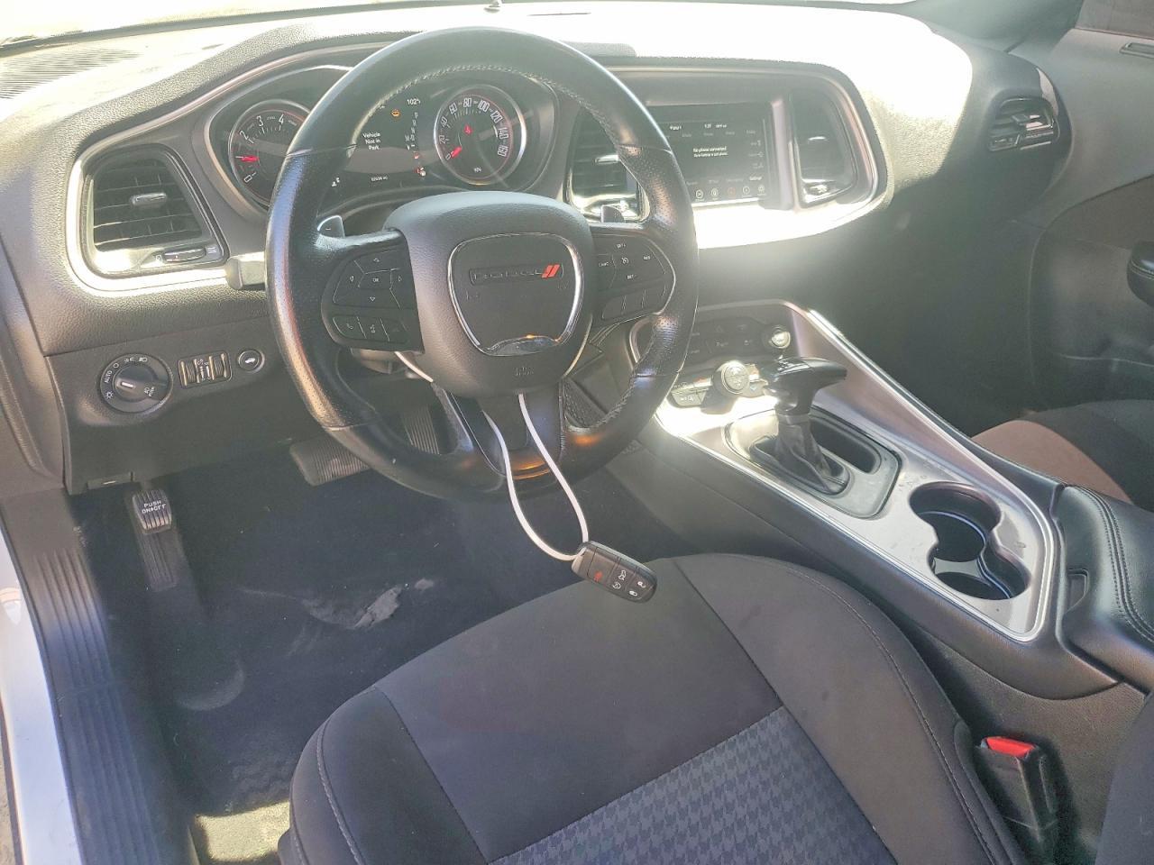 2022 Dodge Challenger Gt - zdjęcie 8
