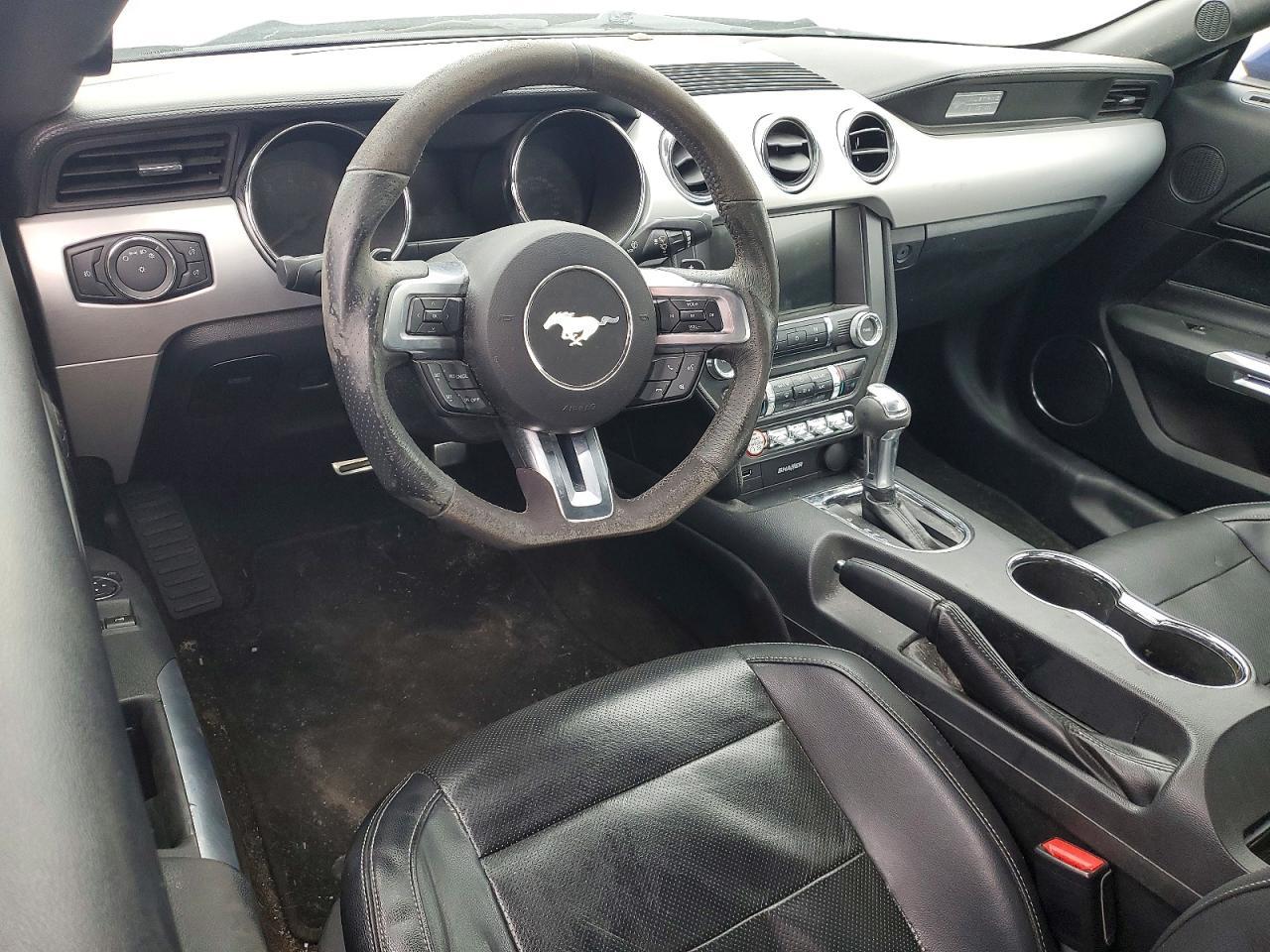 2016 Ford Mustang - zdjęcie 8