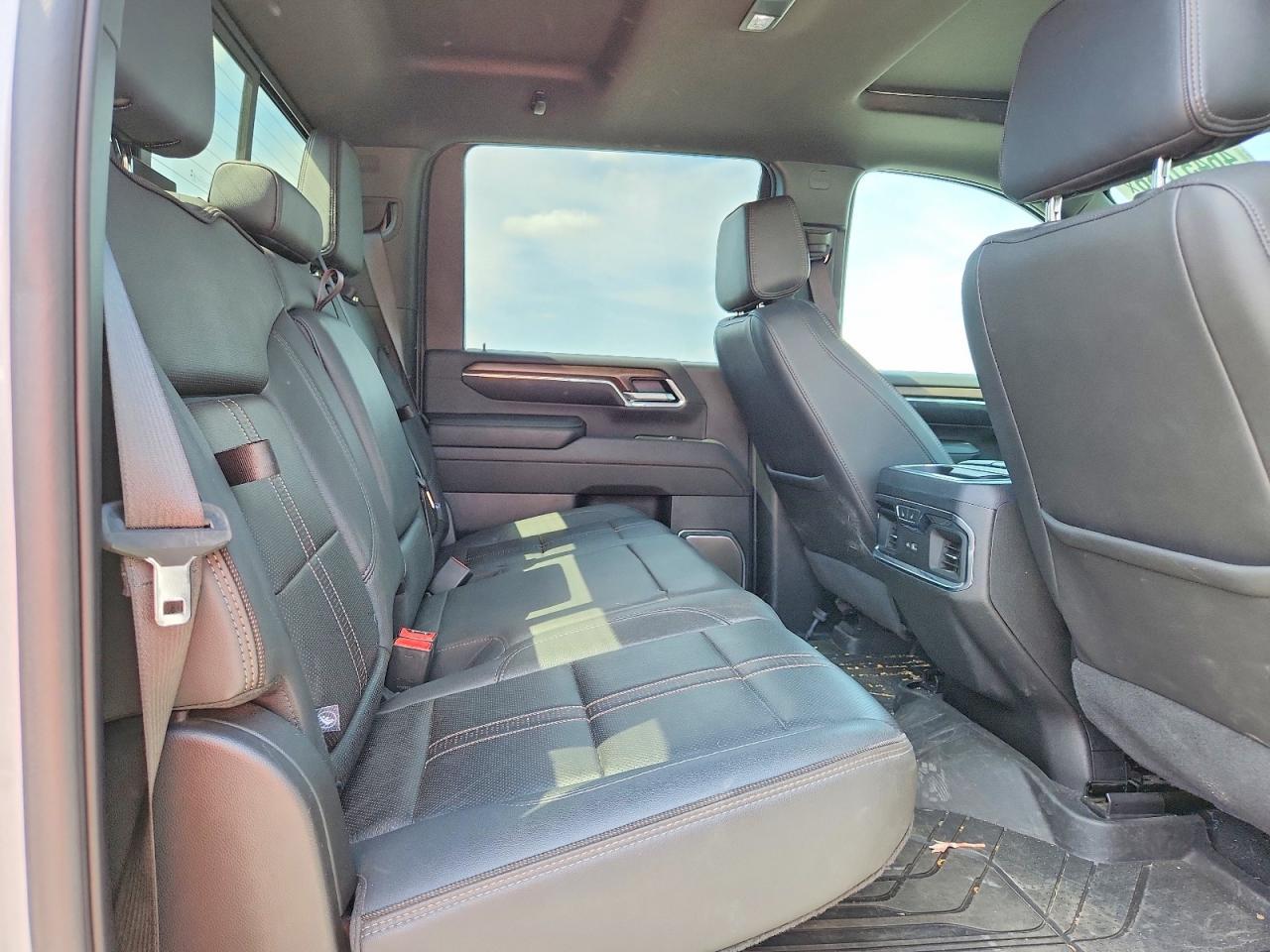 2024 Chevrolet Silverado K2500 High Country - zdjęcie 10
