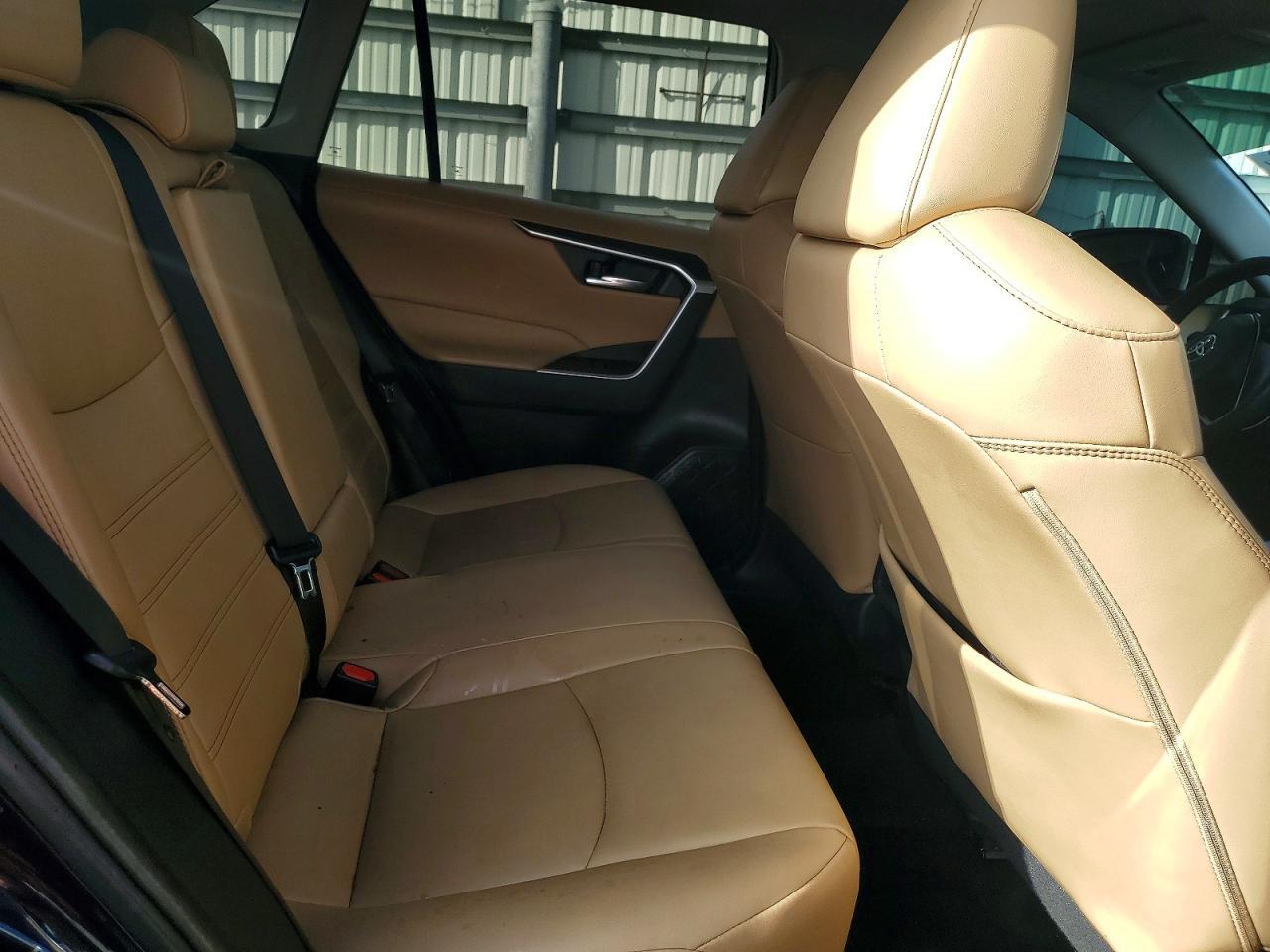 2022 Toyota Rav4 Xle Premium - zdjęcie 11