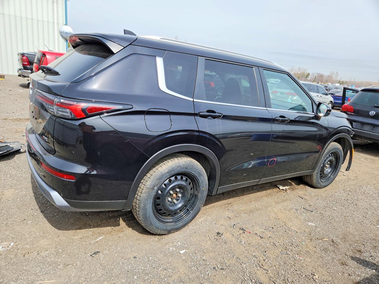 2025 Mitsubishi Outlander Se - zdjęcie 3