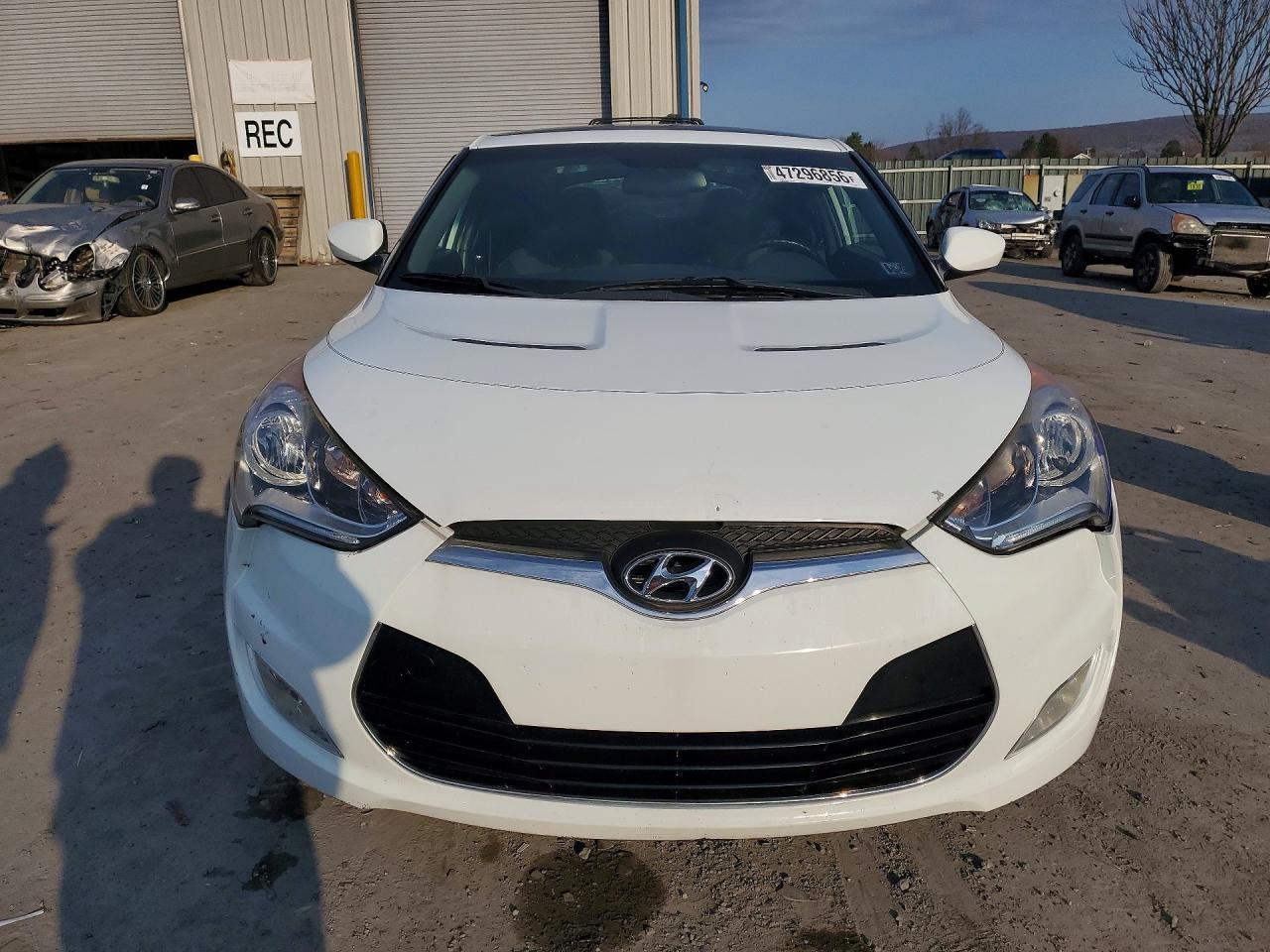 2013 Hyundai Veloster Base - zdjęcie 5