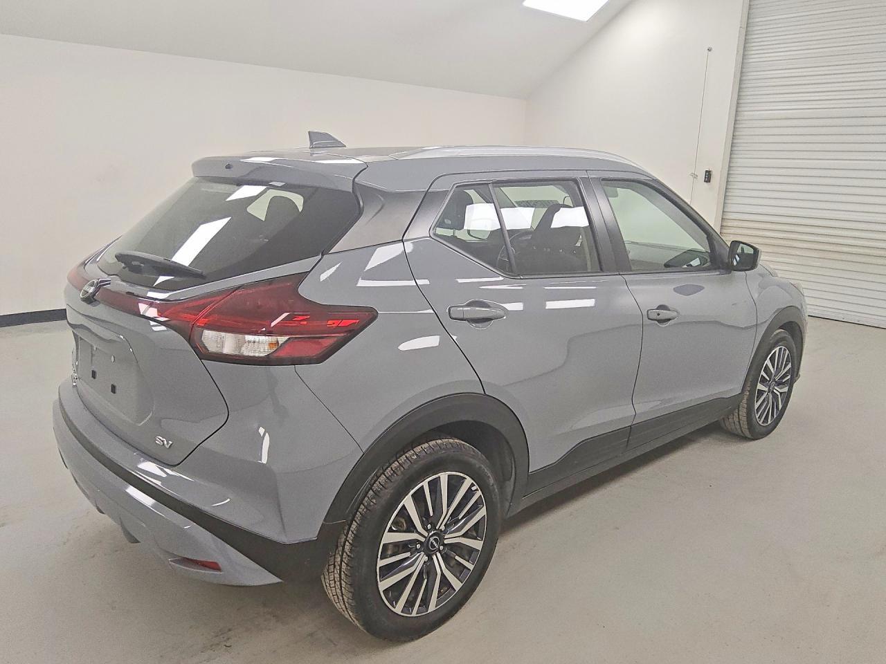 2023 Nissan Kicks Sv - zdjęcie 3