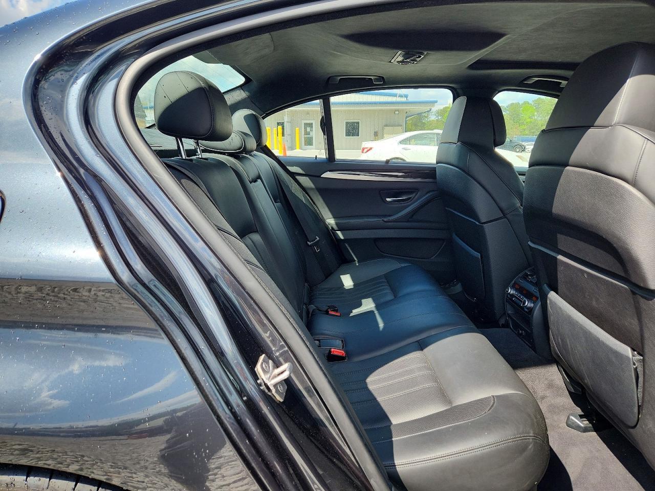 2013 BMW M5 - zdjęcie 10