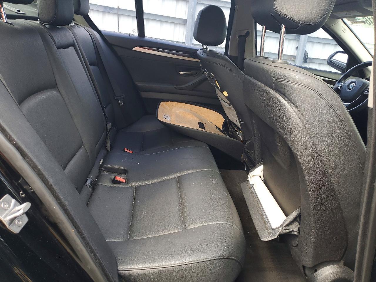 2016 BMW 528 I - zdjęcie 10