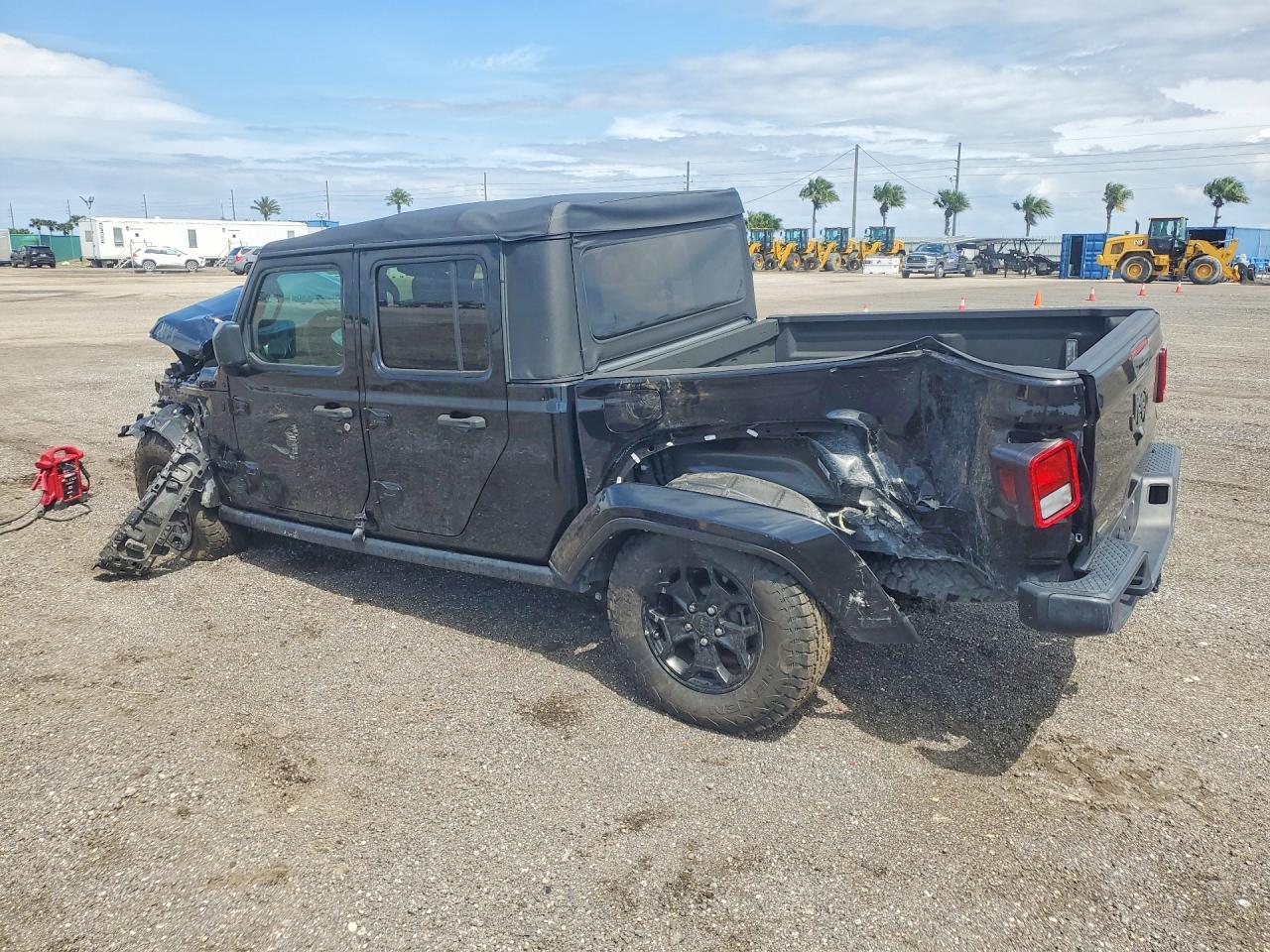 2021 Jeep Gladiator Sport - zdjęcie 2
