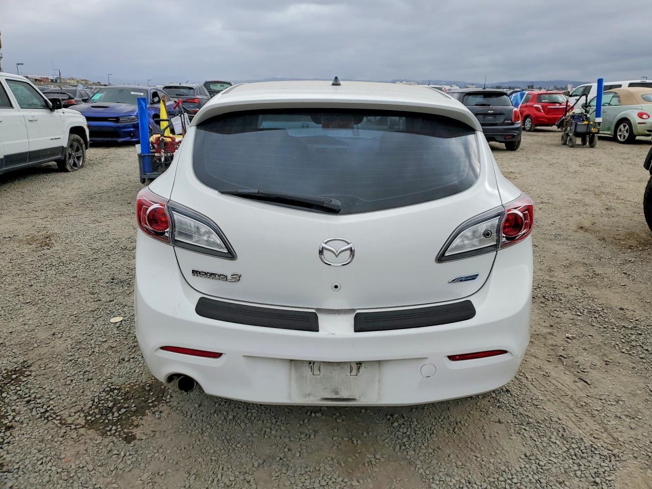 2013 Mazda 3 I - zdjęcie 6