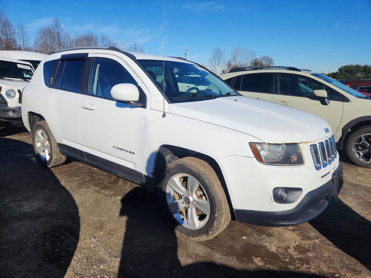 2016 Jeep Compass Latitude - zdjęcie 4