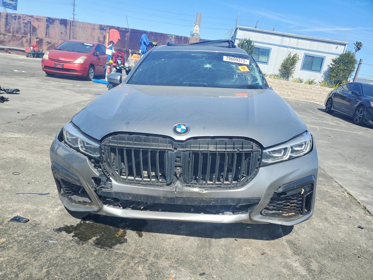 2022 BMW 750 Xi - zdjęcie 5